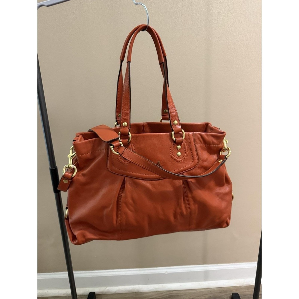 Coach Ashley Satchel in Coral Pink. - Picture 2 of 8